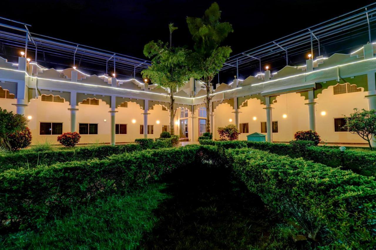 Brindavan Garden Resort & Spa Krishnarajasagara Esterno foto