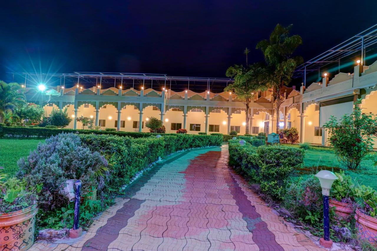 Brindavan Garden Resort & Spa Krishnarajasagara Esterno foto
